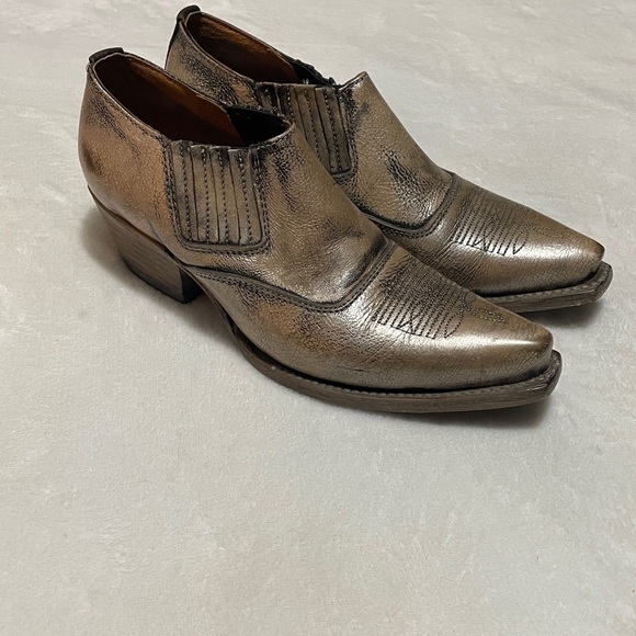 Freebird Wyoming Metallic Bronze Leather Western Ankle  Bootie Sz 7M - Picture 11 of 12